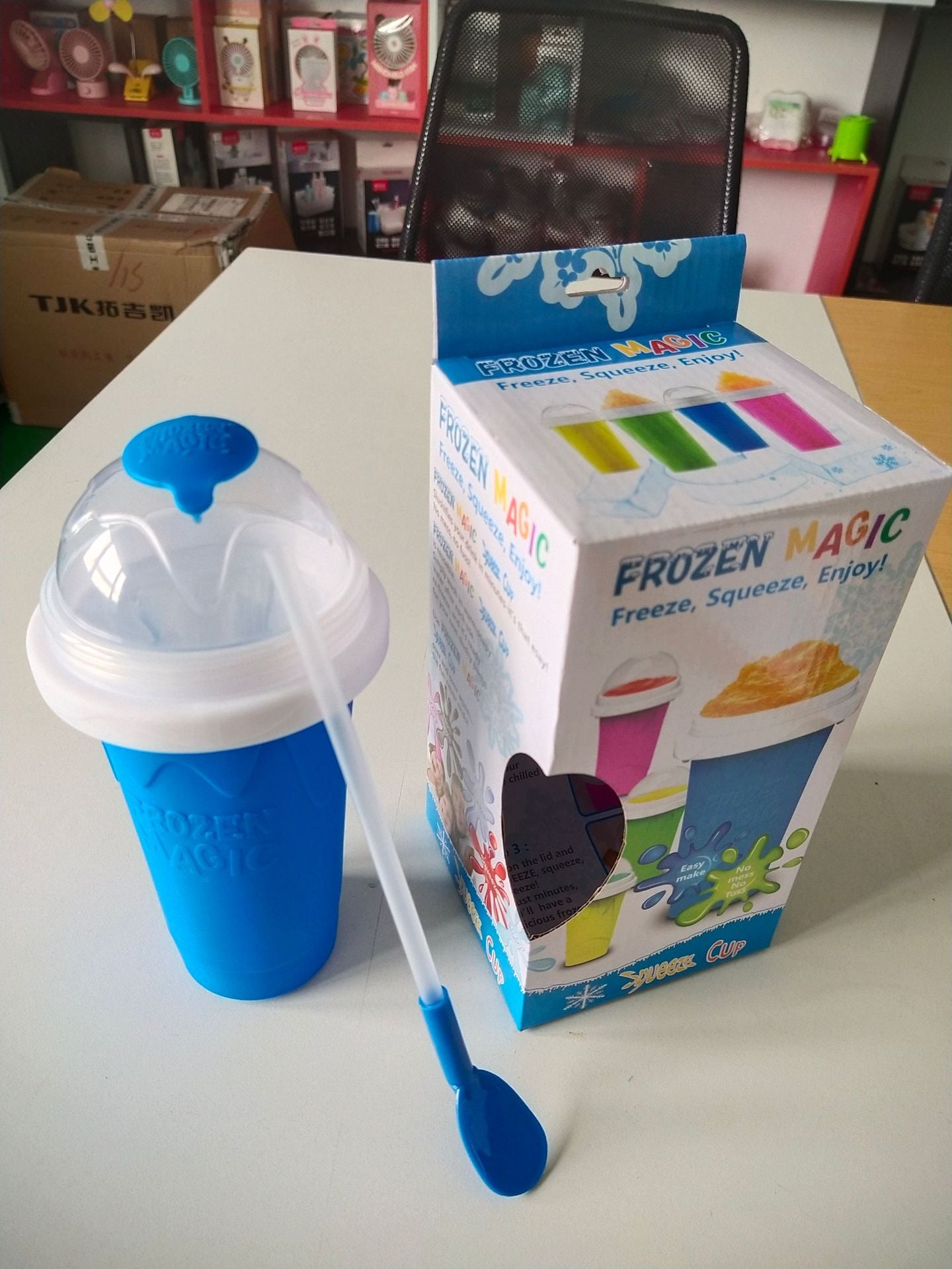 Slushy Maker Cup DIY Smoothie Cup Pinch Cup TIK TOK Frozen Magic Squeeze Cup Cross-border Hot Sale