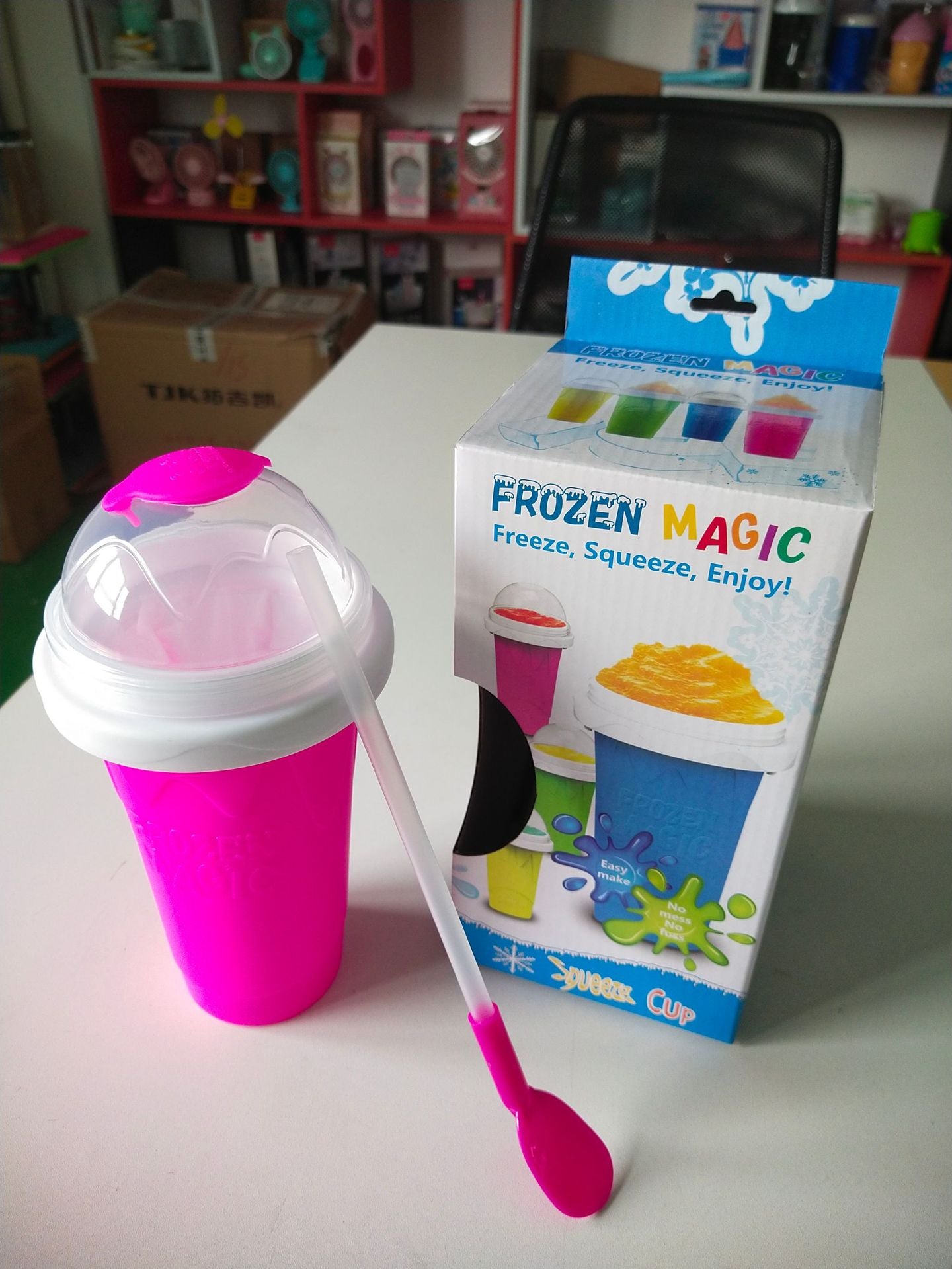 Slushy Maker Cup DIY Smoothie Cup Pinch Cup TIK TOK Frozen Magic Squeeze Cup Cross-border Hot Sale