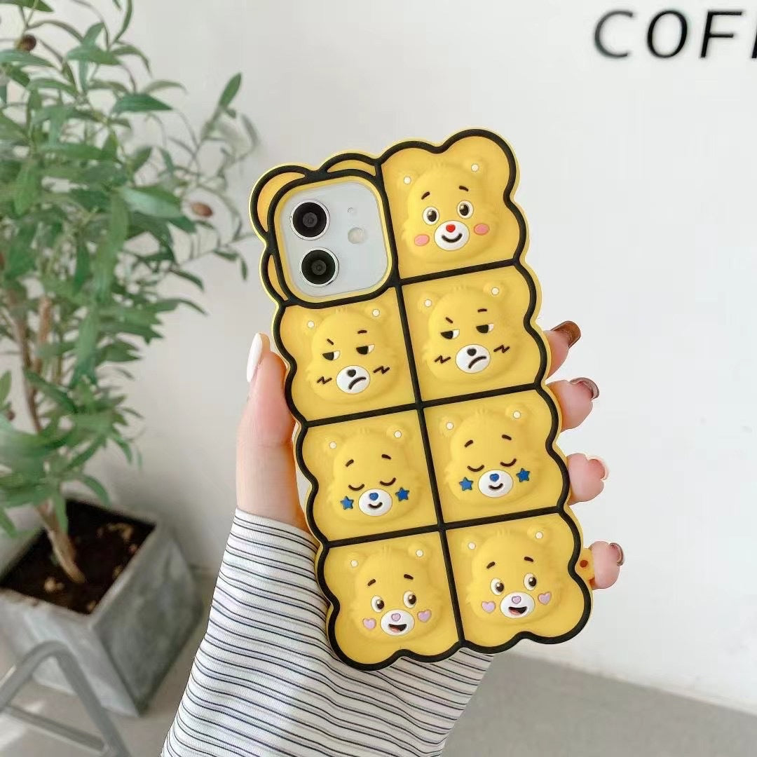 Suitable for iPhone13 mobile phone case pinch Rainbow Bear 12pro Apple 11 protective cover 7/8 bubbles