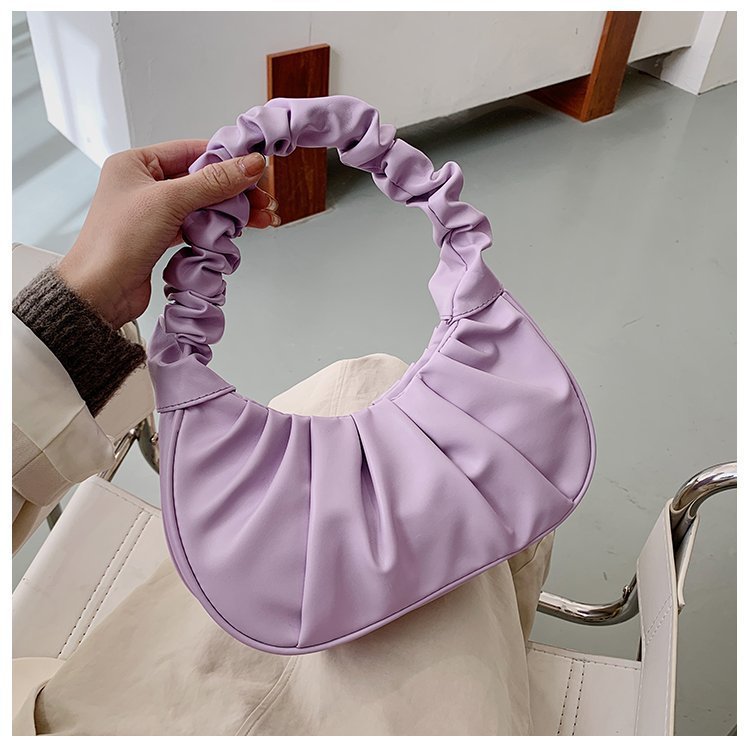 Foreign trade Korean version women's bag 2022 new solid color cloud pleated bag simple women's armpit bag sweet shoulder bag