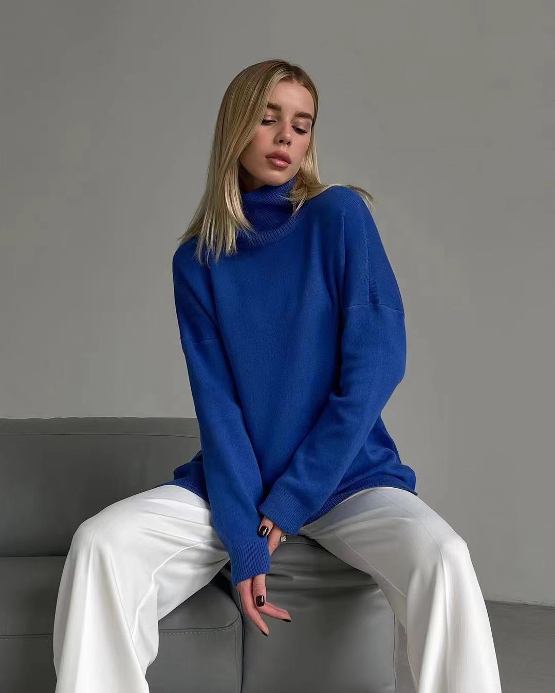 autumn and winter new hot selling models European and American loose slit turtleneck sweater solid color
