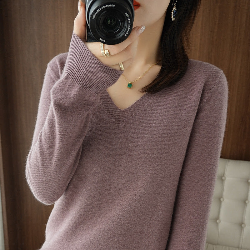 Douyin hot style sweater autumn and winter new V-neck sweater women Korean version loose fashion knitted bottoming shirt with large quantity and favorable
