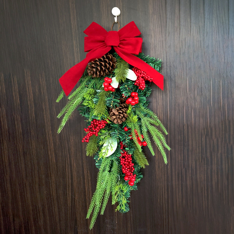 Christmas decorations, hanging ornaments, teardrop Christmas trees, bows, red berries, flocked PE wall hangings, rattan wreaths, and other decorative items.